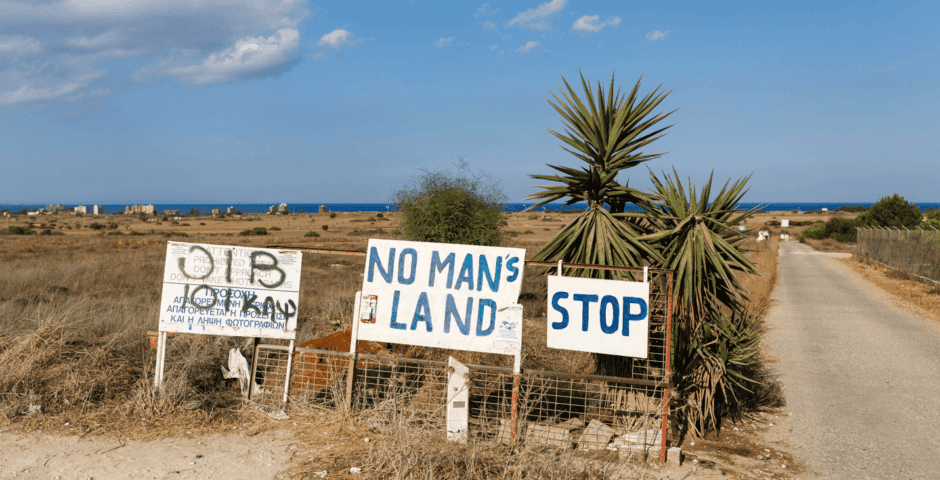 Afbeelding voor artikel: Cyprus roept de hulp in van de EU na arrestaties in bezette Noord-Cyprus